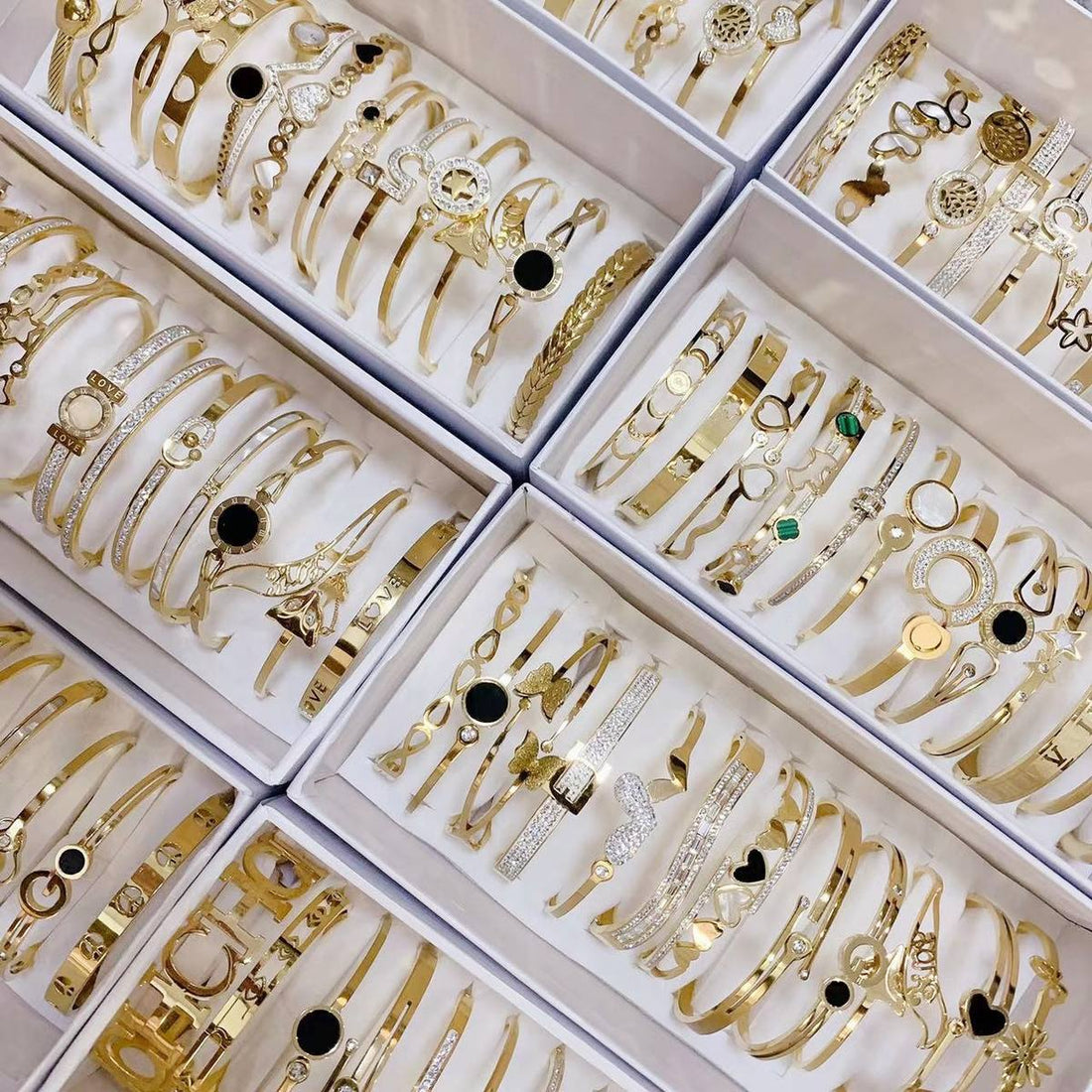 Wholesale Fashion Bracelet Random Styles 18k Gold Plated Stainless Steel Cuff Bracelets for Women Jewelry